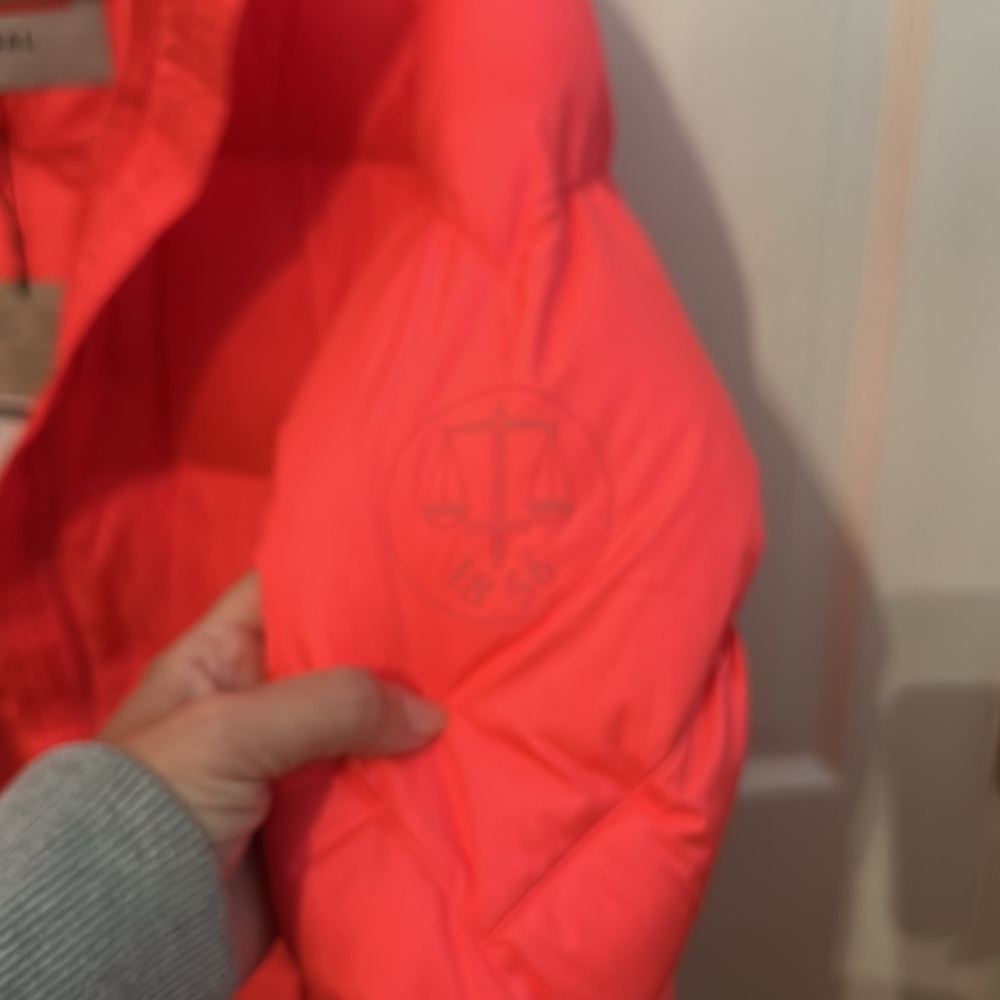 Hunter Red Puffer Jacket - image 4